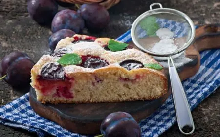 Šumske praznične kocke sa domaćim džemom od šljiva